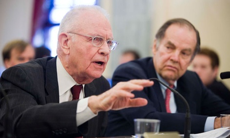 Former Indiana Rep. Lee Hamilton, left, and former New Jersey Gov. Tom Kean