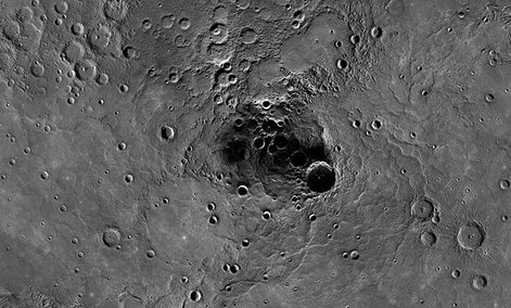 A 68-mile-diameter crater in the north polar region of Mercury which has been shown to harbor water ice. 