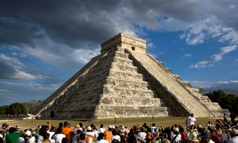 Kukulkan Pyramid in Chichen Itza, Mexico