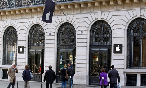 An Apple store in Paris
