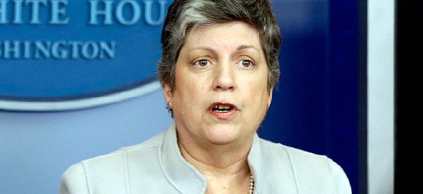 DHS' Janet Napolitano will donate 5 percent of her salary to foundations that benefit DHS employees