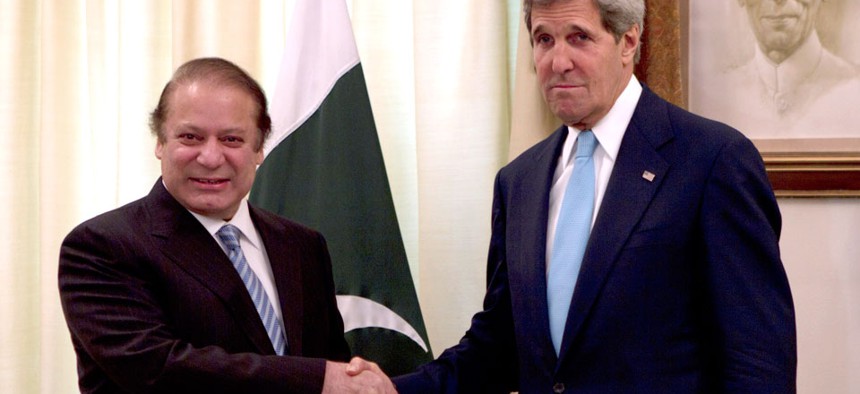 Pakistan's Prime Minister Nawaz Sharif, left, and visiting U.S. Secretary of State John Kerry