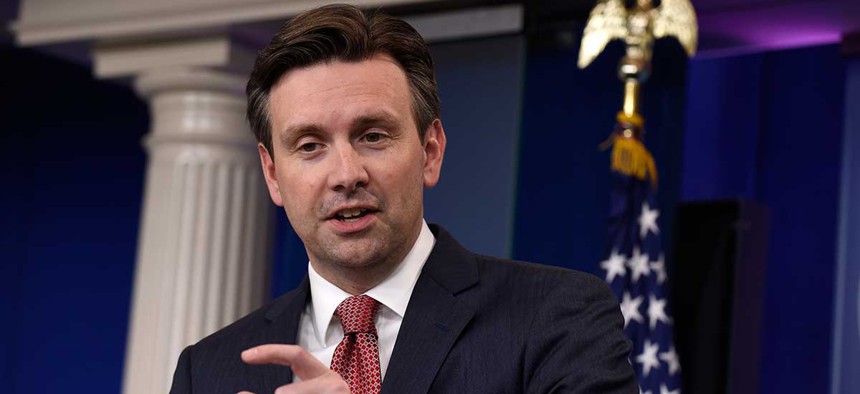 White House press secretary Josh Earnest answered questions about the failed votes in the Senate to pass gun legislation Tuesday.