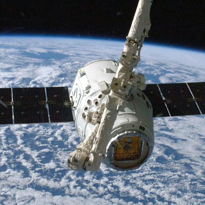 Watch SpaceX Bring Research, Mouse Food, And Some Unexpected Gas To The ...