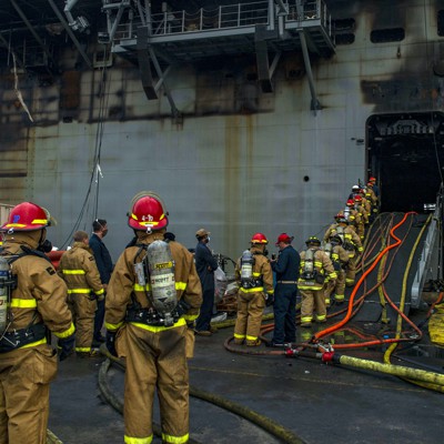 Navy Seeks To Improve Firefighting After 'Preventable' Bonhomme Richard Disaster - Vimarsana News