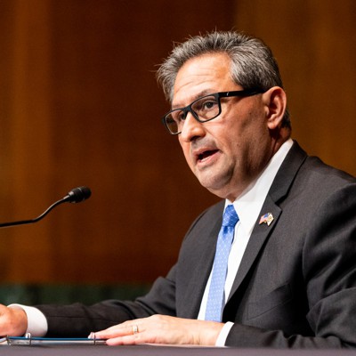 Federal Prisons Agency Director to Retire - Vimarsana News