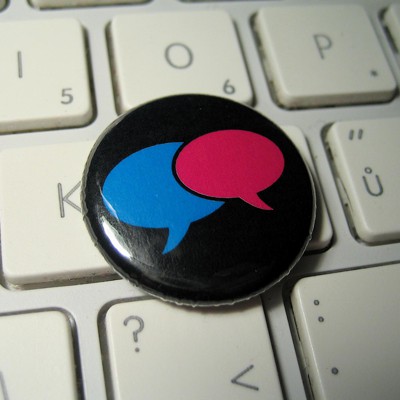 Language Patterns Reveal People’s Hidden Feelings About Others