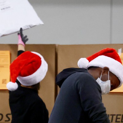 USPS Is Heading Into the Busy Holiday Season With Far Fewer Employees Than in Recent Years