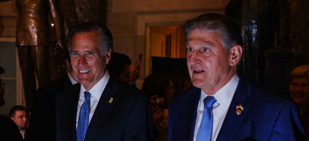 Sens. Mitt Romney, R-Utah, (left) and Joe Manchin, D-W.Va., introduced the Back to Work Act (S. 4266) on May 7.