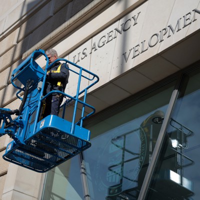 Federal judge blocks USAID leave notices and reinstates workers