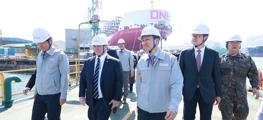 In April 2025, Navy Secretary John Phelan and HD Hyundai Executive Vice Chairman Chung Kisun toured HD Hyundai Heavy Industries’ Naval & Special Shipyard in Ulsan, South Korea.