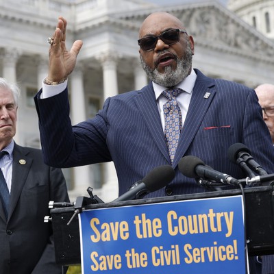 Federal labor board asserts political control over union elections