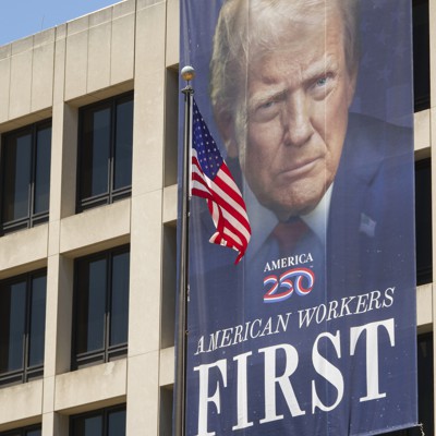 Federal agencies are getting more attention on social media — and more criticism