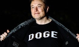  Elon Musk walks to the White House on March 9, 2025. The Government Accountability Office reported that at least 27 Department of Government Efficiency employees, including Musk, were classified as special government employees. 