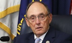 Rep. Phil Roe, R-Tenn., sent a letter to colleagues suggesting ways to recognize feds. 